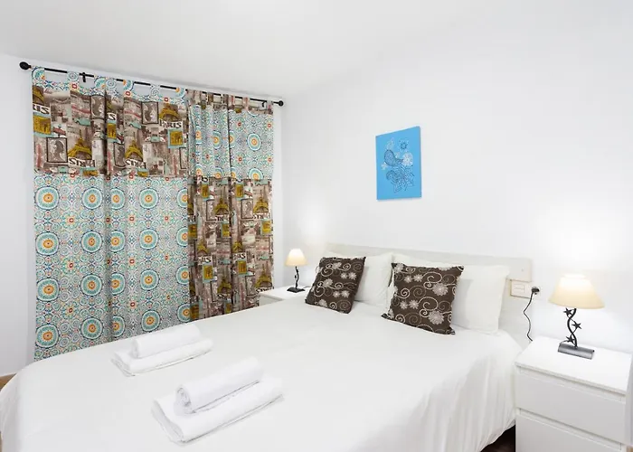 La Esperanza Downtown 3 Bd El Rosario