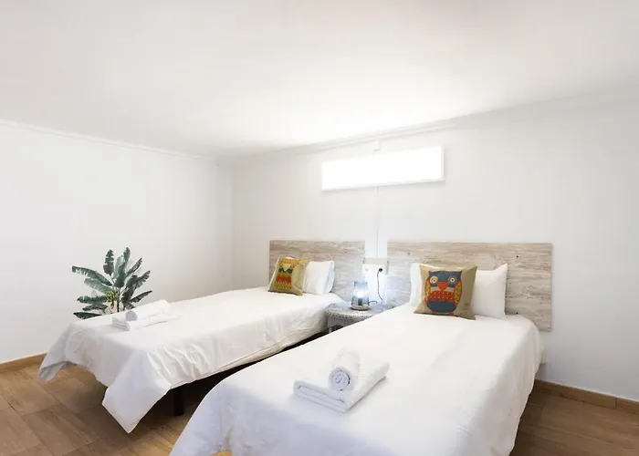 La Esperanza Downtown 3 Bd * El Rosario