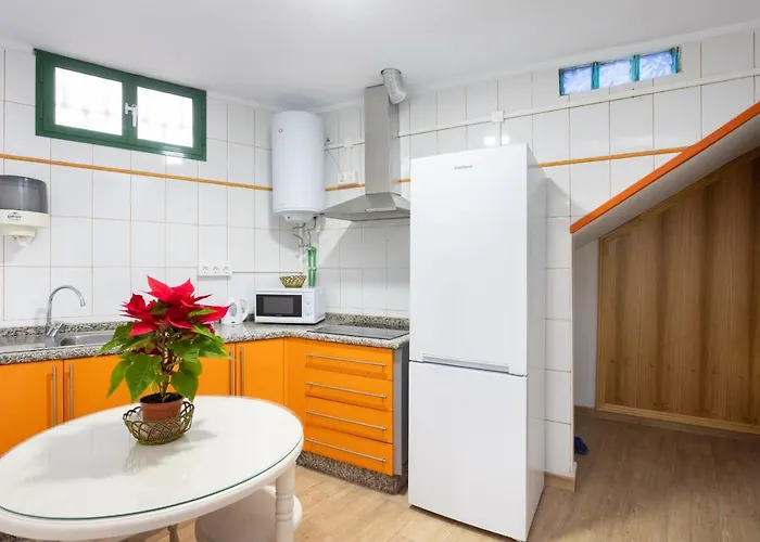 La Esperanza Downtown 3 Bd *