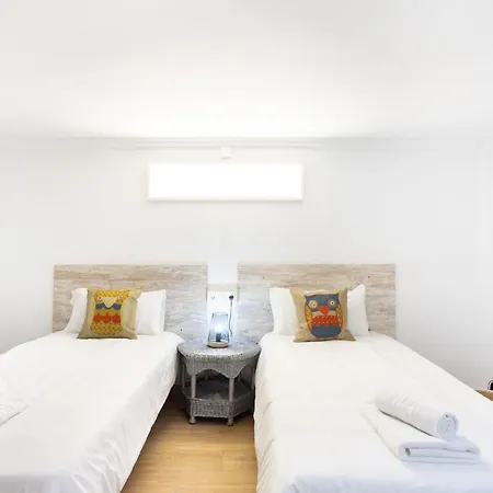 아파트 La Esperanza Downtown 3 Bd *